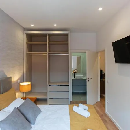 Dellarose Premium * Porto
